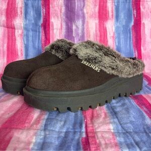 Skechers Women's Brown Faux-Fur Slip-On Clogs